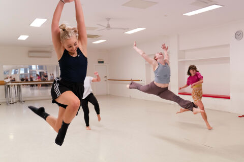 Dance with Phluxus